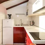 Sea La Vie Daire Sukošan