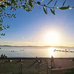 Sea La Vie