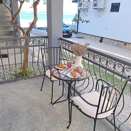 Holiday home Sea La Vie *