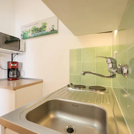 Apartment Holiday Home Sea La Vie