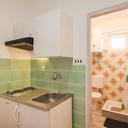 Apartment Holiday Home Sea La Vie *