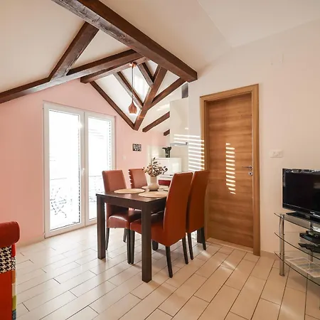 Apartament Children's Paradise Sukošan